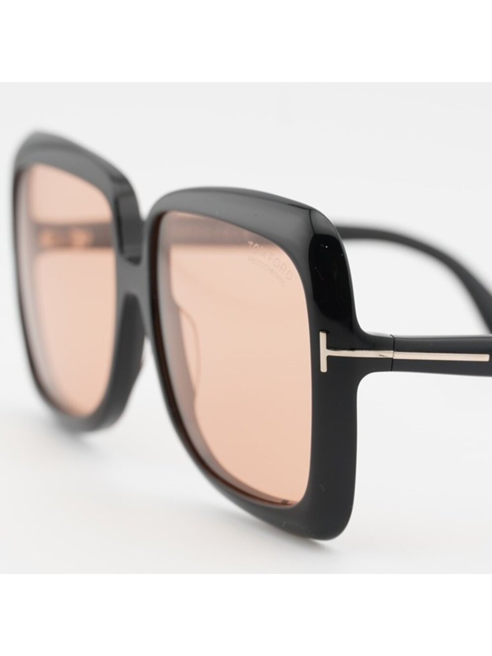 Tom Ford Lorelai FT1156 01E Sunglasses Black Butterfly Frame, Photochromic Lense - Picture 3 of 10